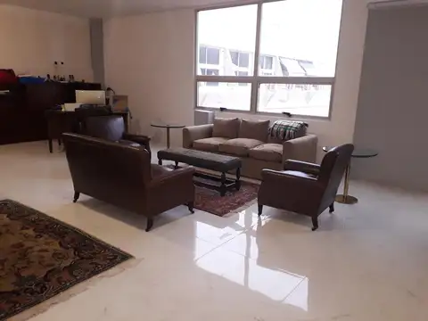 Oficina Monoambiente con 2 baños