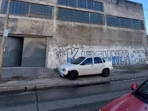 Galpon en venta. Bernal