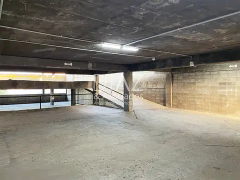 VENTA | Cochera ubicada en pleno centro | Yrigoyen