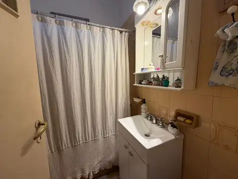 Departamento 4 ambientes con 1 baño