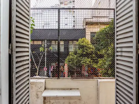 VENTA DEPARTAMENTO 4 AMBIENTES C/BALCON/DEPENDENDIA/ BALVANERA