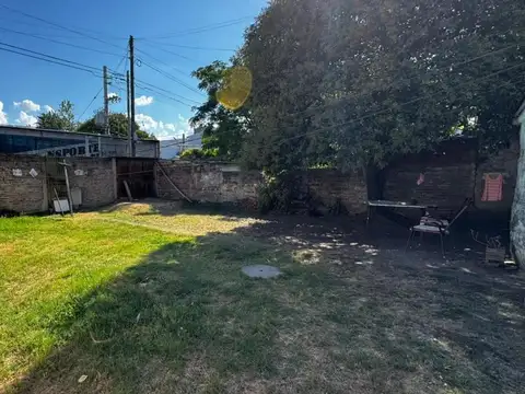 Terreno en venta Castelar Norte - Acepta PERMUTA -