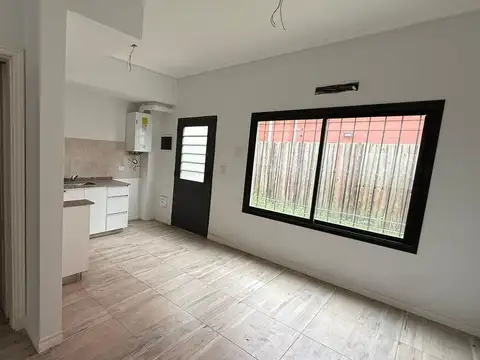 VENTA.Dúplex 3 amb con jardín en Casas del Pilar