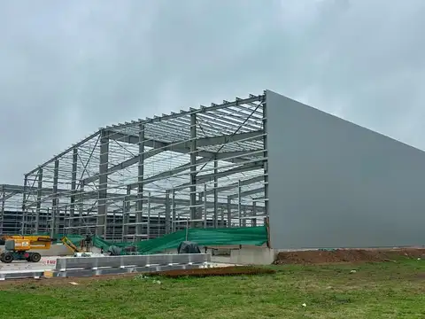 Depósito a estrenar en alquiler - parque industrial reconquista