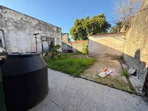 836 900