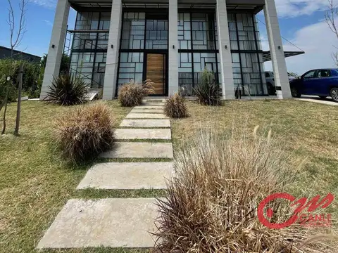 Casa a la laguna area 1,  San Sebastián