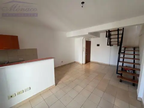Depto Tipo Casa en Alquiler al Oeste