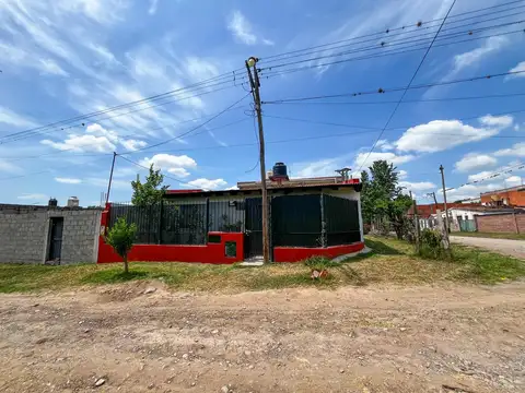 Casa en Venta - B° Sargento Cabral