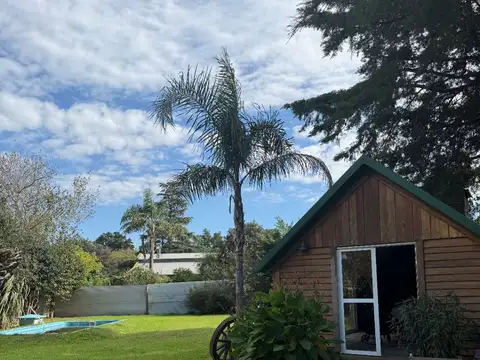Casa en venta c/ cochera en La Vanguardia
