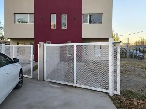 ALQUILER MODERNO DUPLEX | PLOTTIER