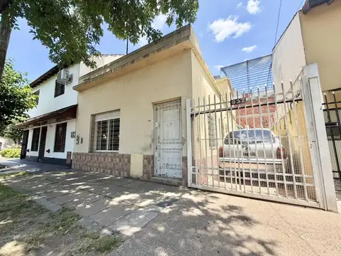 Martín Irigoyen 900