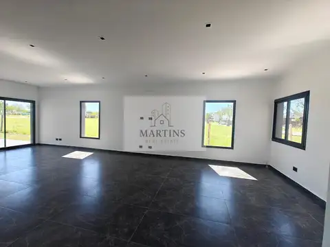 Casa con escritorio en San Pablo Pilar con Financiacion!