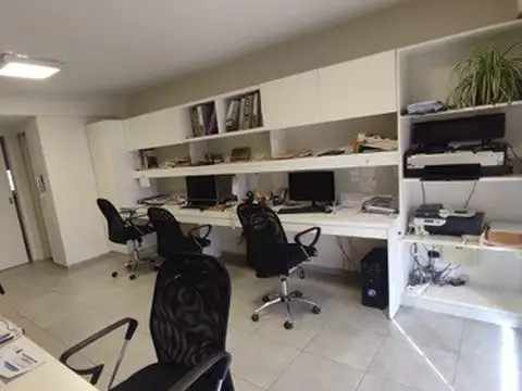 San Pedro 800, Piso 1