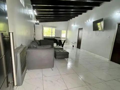 Depto Tipo Casa en Venta en Remedios de Escalada, USD 146.000