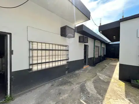 VENTA - GALPON  OFICINAS - MERLO