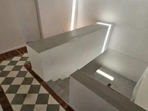 Angel Balbi entre Laprida y Bartoloni , Piso 2