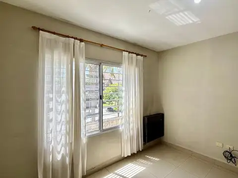 Depto Tipo Casa en Venta de 3 dormitorios