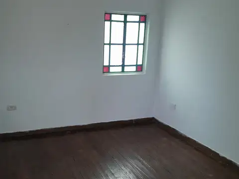 Depto Tipo Casa en Alquiler 60 años