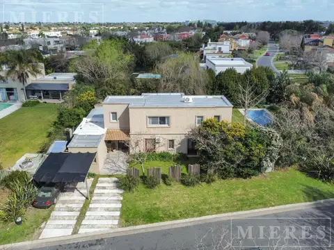Casa en venta en Barrio Santa Barbara Lote Interno