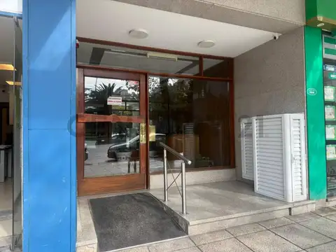 VENTA DEPARTAMENTO 2 AMBIENTES EN AVENIDA COLON
