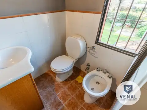 Casa en Venta con 6 cocheras