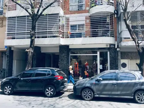 Entre Ríos 360 , Piso 2