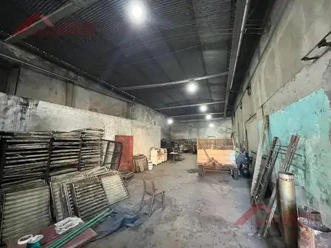 Local en Venta en Isidro Casanova, USD 735.000