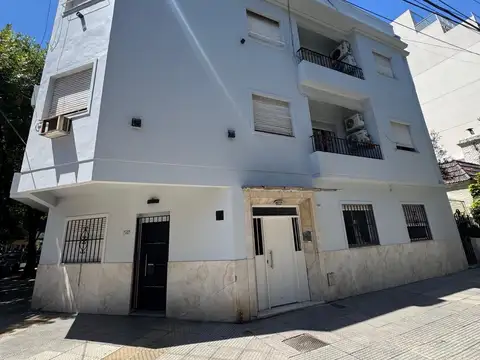 Departamento 3 ambientes a la venta en Coghlan