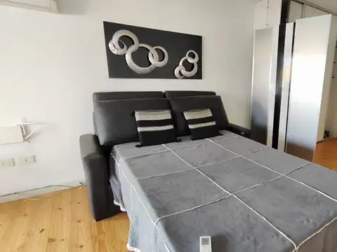 Departamento en Alquiler en Abasto, $ 400.000