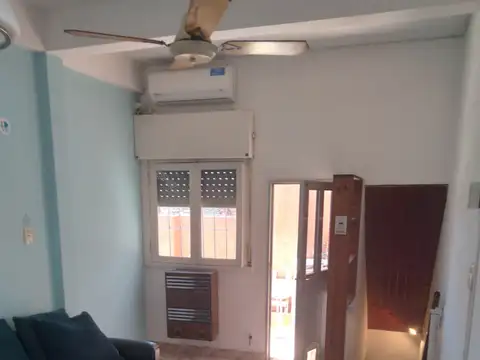 Depto Tipo Casa en Venta de 2 ambientes