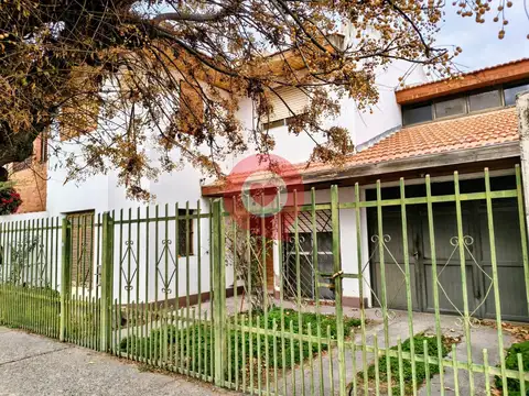 Venta de Casa en Neuquén Capital. San Martin al 4000