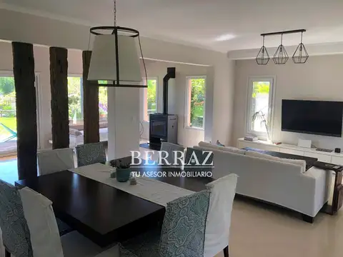 Casa 6 ambientes con 3 baños
