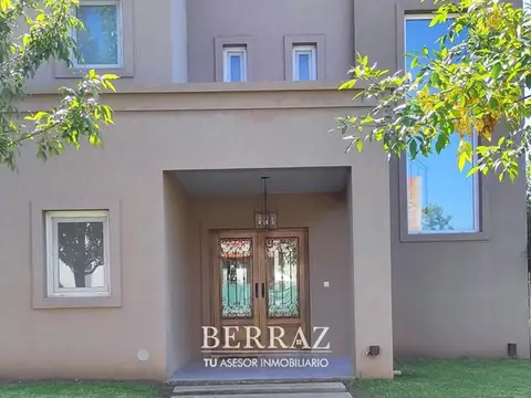 Casa venta 6 ambientes en Santa Guadalupe Pilar del Este 719 m2