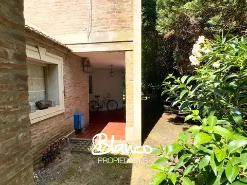 Casa 6 ambientes con 6 baños