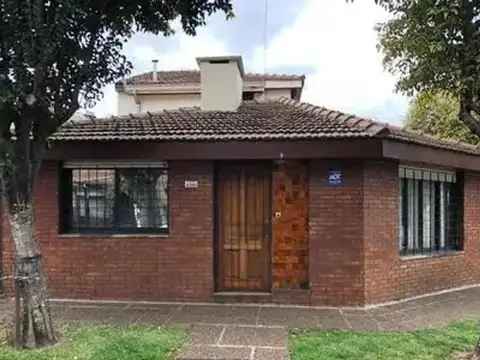 VENTA PH 4 AMBIENTES EN OLIVOS