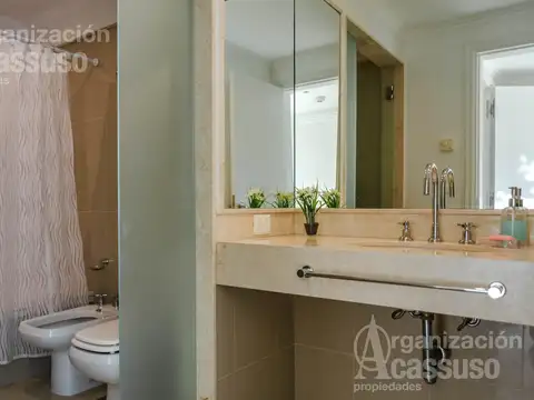 Departamento en Venta en Playa Mansa, USD 650.000