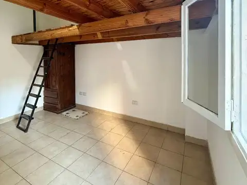 Depto Tipo Casa en Alquiler de Monoambiente