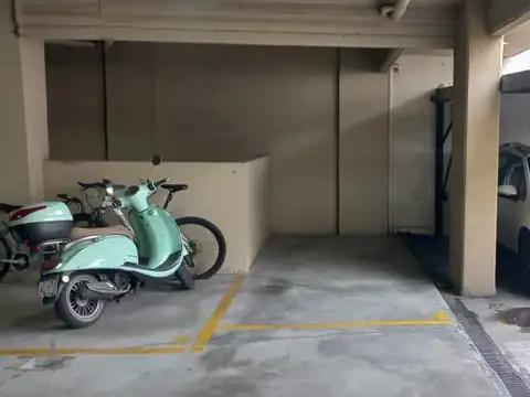Cochera en Venta para coche grande