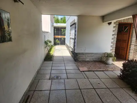 Casa en Venta en Banfield, USD 105.000