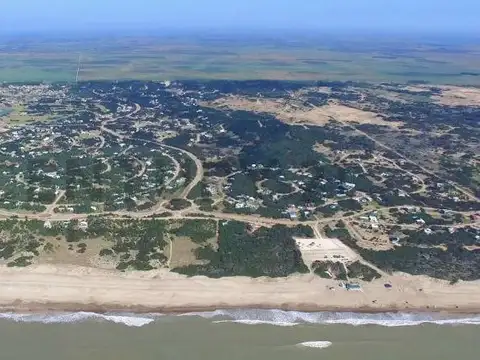 Lote en venta en Costa esmeralda Pinamar