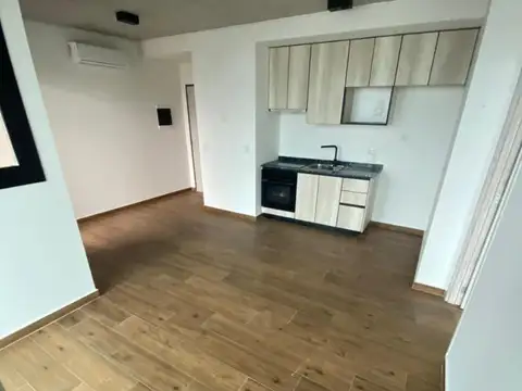 Departamento de 2 ambientes con balcon en San Telmo