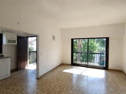 Depto Tipo Casa en Alquiler en El Palomar, $ 850.000