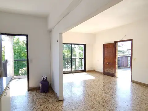 Depto Tipo Casa 3 ambientes con 1 baño