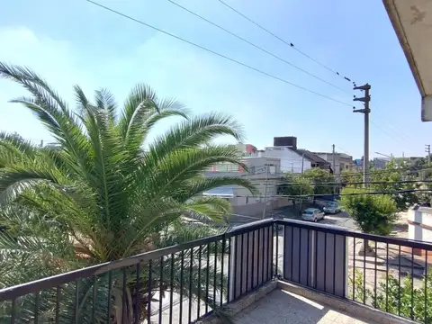 Depto Tipo Casa en Alquiler de 2 dormitorios