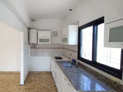 alquiler ph El Palomar Terrazas Luminoso