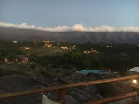 Casa en Venta con 5 cocheras