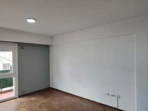 Departamento 2 Dormitorios mas comodin .Zona Parque España