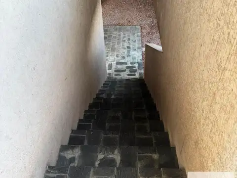 Depto Tipo Casa en Alquiler de 3 ambientes