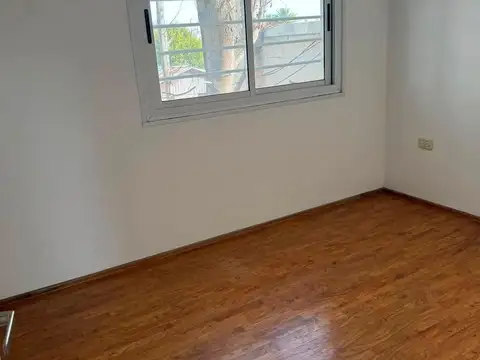 Depto Tipo Casa en Alquiler al Este