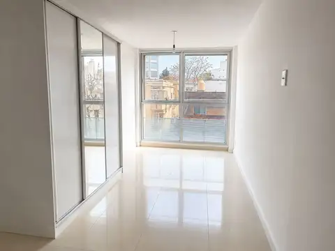 ALQUILER MONOAMBIENTE CON GARAJE POCITOS